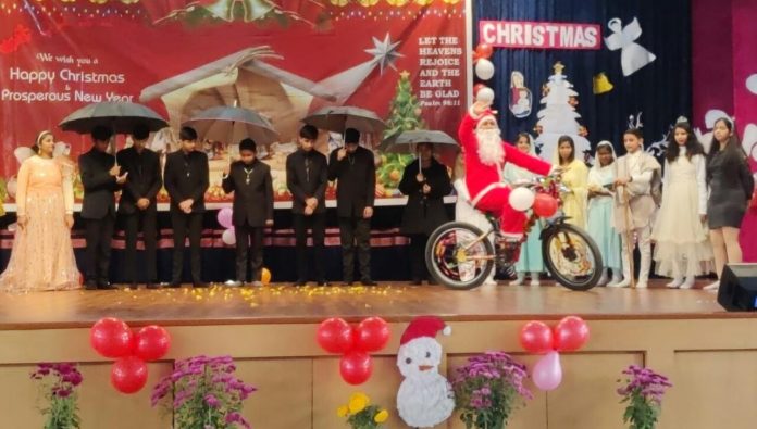 Panipat News/Christmas Day celebrated with fervor at St. Mary's Convent Senior Secondary School