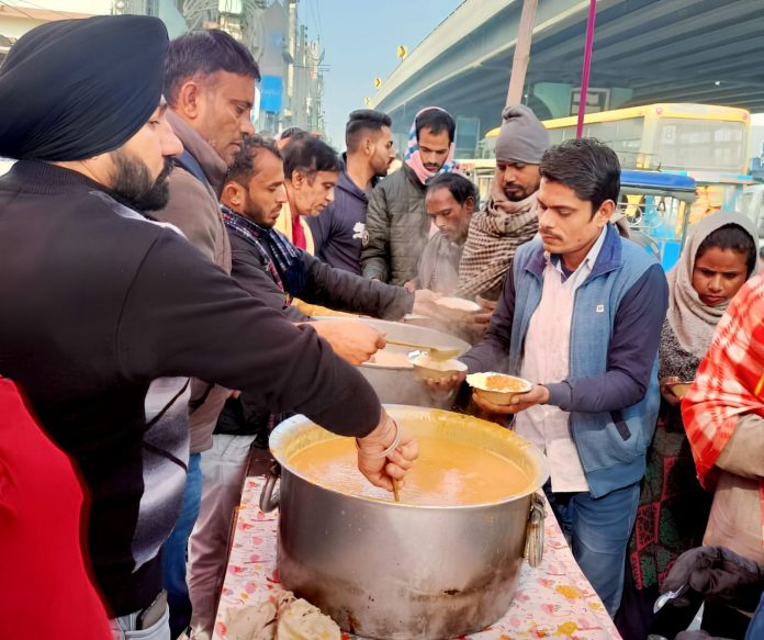 Panipat News/Langar organized on Martyrdom Day