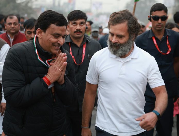 Panipat News/Congress leader Sanjay Agarwal met Rahul Gandhi