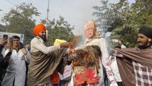 MBBS students stage protest against Karnal bond policy