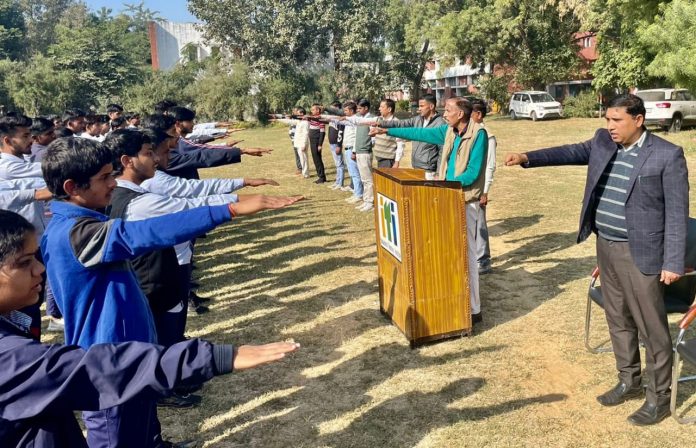 Oath administered to ITI students under road safety campaign