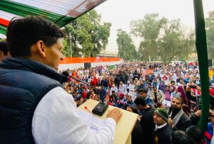 Panipat News/Member of Parliament Dipendra Hooda reviewed the preparations for the Bharat Jodo rally to be held on January 6 by taking a meeting of workers in Panipat.