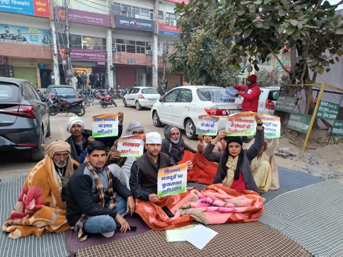 People of village Chautala sitting on hunger strike