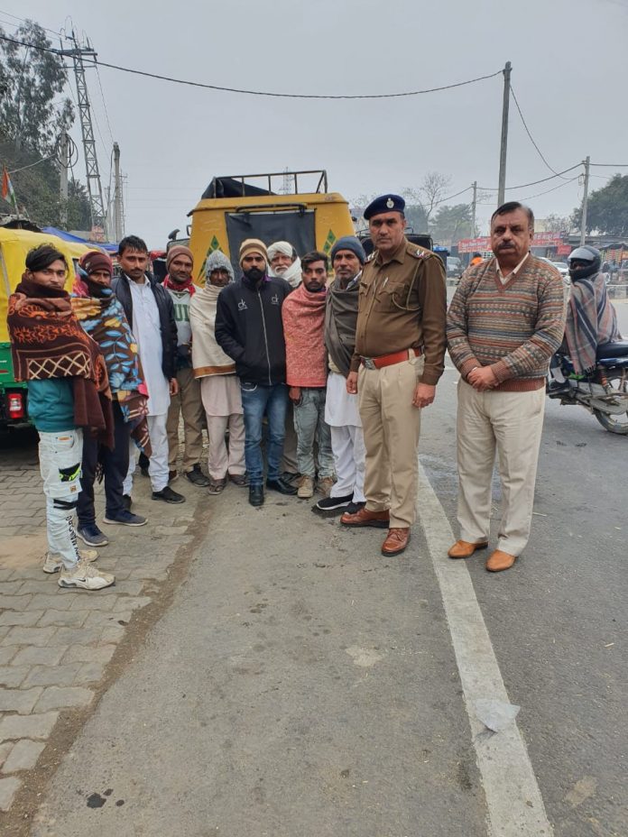 Traffic rules taught to auto drivers