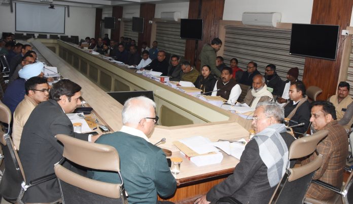 Scheduled Caste-Tribe and Backward Classes Welfare Committee of Haryana Legislative Assembly held a meeting with the officials