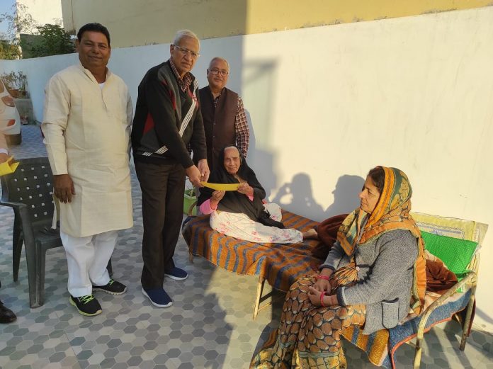 On the first death anniversary of the husband, the wife gave a grant of 21 thousand rupees to the Brahmin Sabha.