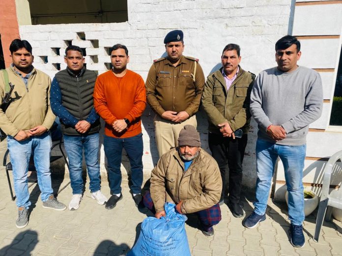 Smuggler arrested with drug consignment, stolen poppy recovered