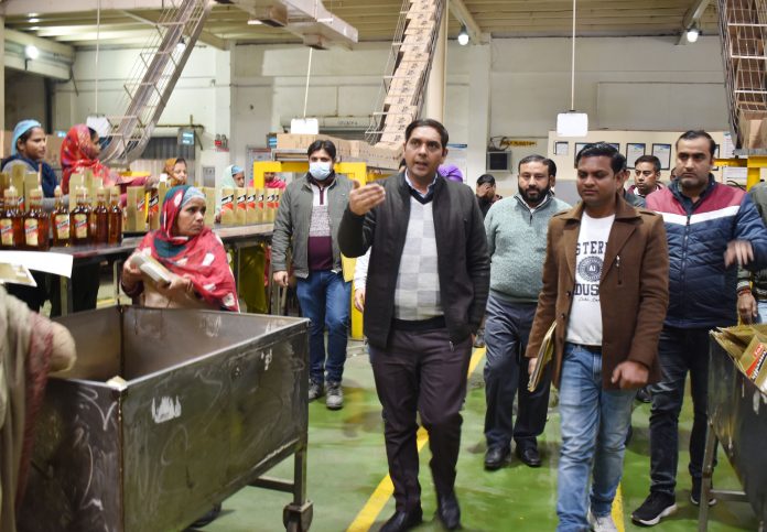 Municipal commissioner inspected fire fighting system in Jundla liquor factory