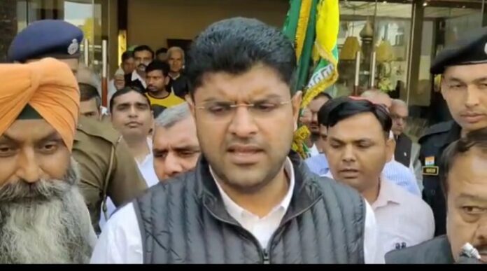 State Deputy Chief Minister Dushyant Chautala in JJP's state level intellectual cell program