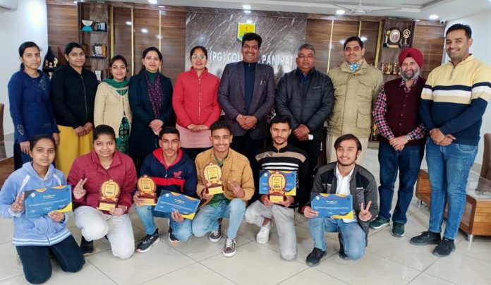 Panipat News/Ashwini and Ankit first in model making competition