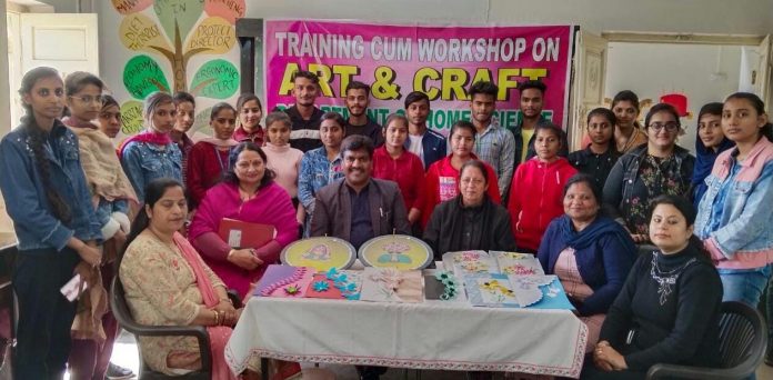 Panipat News/Three day painting workshop organized at IB College