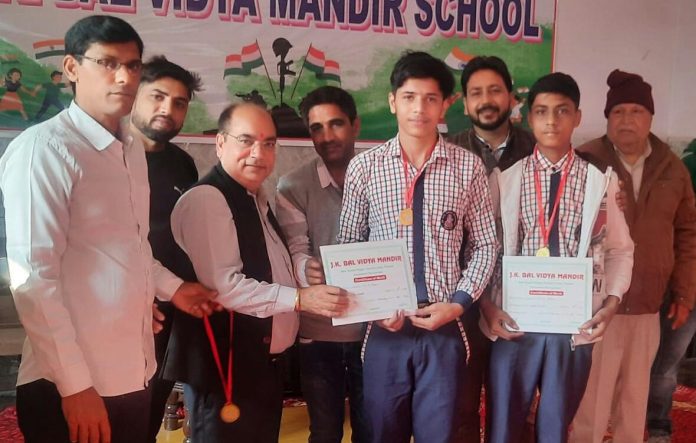 Panipat News/JK School organized prize distribution ceremony