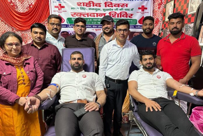 Panipat News/Blood donation camp organized in the memory of martyrs