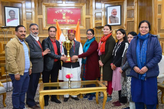 Kabaddi Team met the Governor