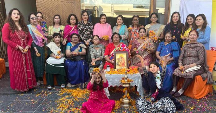 Panipat News/Women's Welfare Committee celebrated Holi festival with pomp