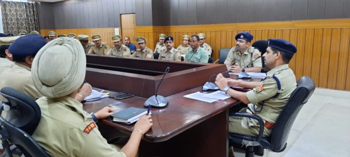 Panipat News/Meeting in view of crime review and law and order