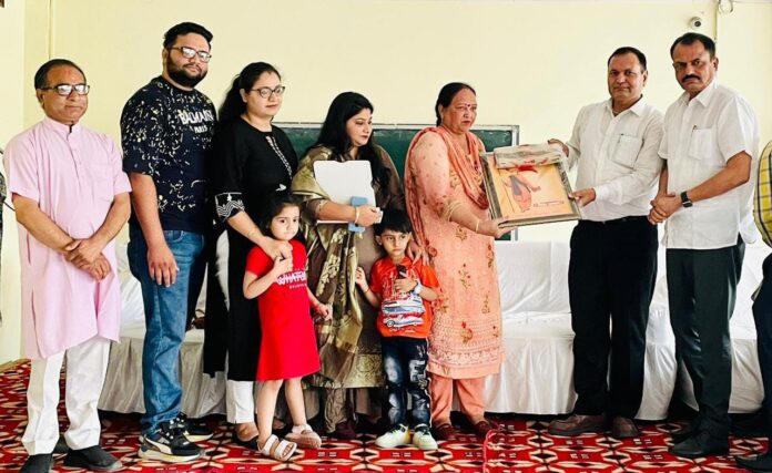 Panipat News/Farewell Ceremony Held On Retirement