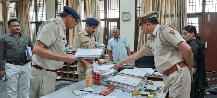 Panipat News/SP Ajit Singh Shekhawat IPS closely inspected the branches of the office