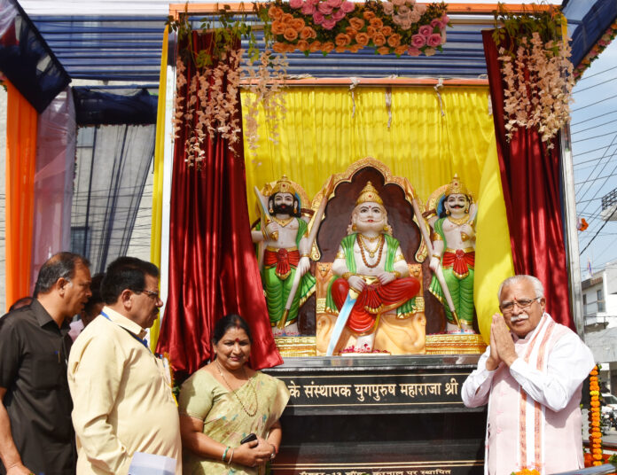 Chief Minister unveiled the statue of Maharaja Ajmeed