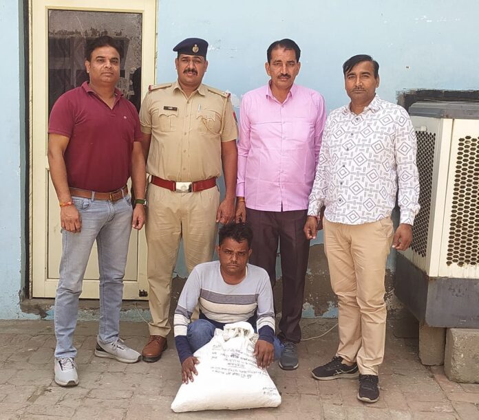 Panipat News/A Drug Smuggler Arrested With 9 KG of Ganja Leaves 