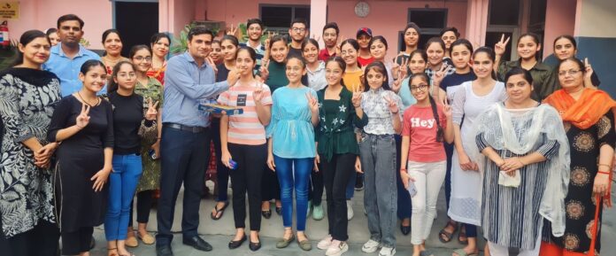 Panipat News/HBSE 10th Result : Victor Public Senior Secondary School 