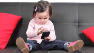 SmartPhone Harmful For Kids 