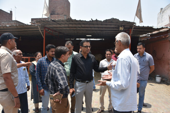 Panipat News/DC Visit to Gaushala located at Bhapra Road