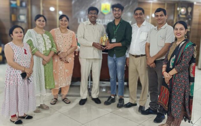 Panipat News/Sumit Anand First in The Merit List of KUK