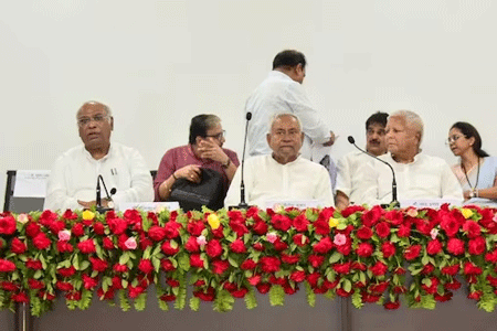 Consent to walk together in opposition unity meeting Nitish Kumar