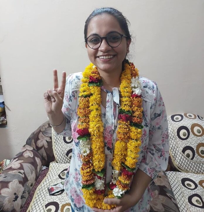 हर्षिता नागदा राजस्थान में अव्वल