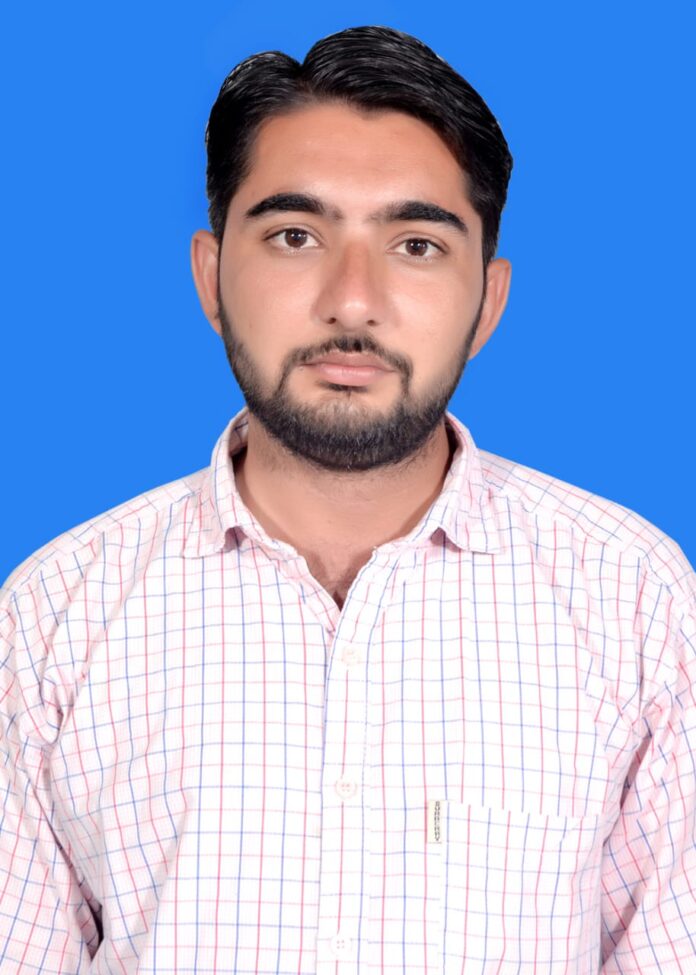 नवनियुक्त निदेशक देस राज।