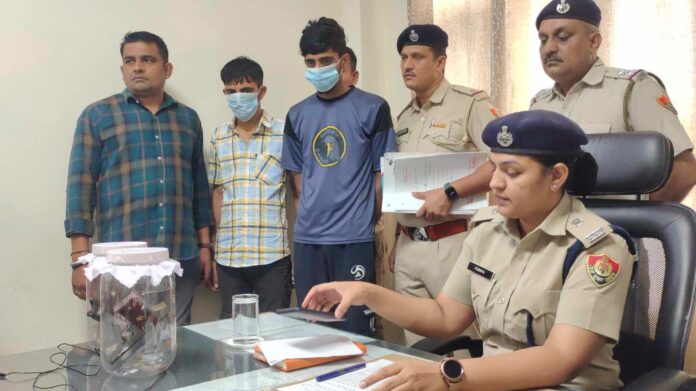 दो गैंगस्टर रमन और भरत को करनाल पुलिस ने सिरसा से गिरफ्तार किया