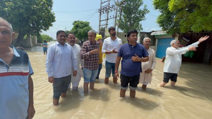 आम आदमी पार्टी बाढ़ में फंसे लोगों की हरसंभव करेगी सहायता