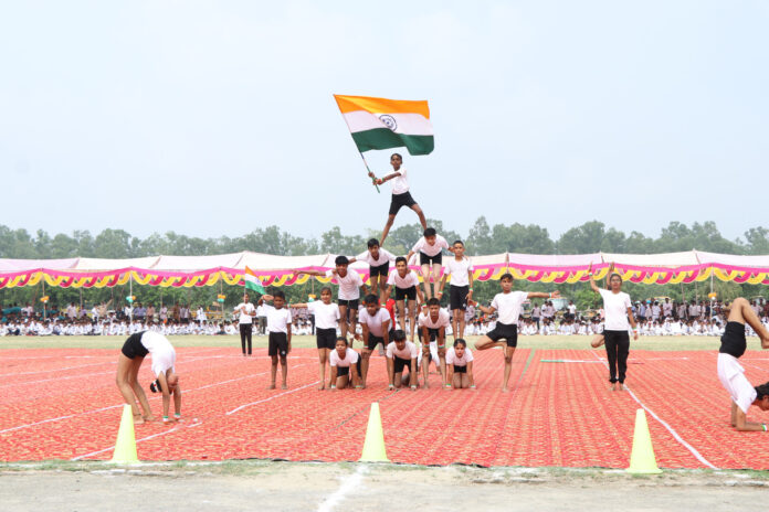 समारोह की झलकियां