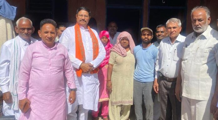 BJP delegation reached door to door to take stock of government policies