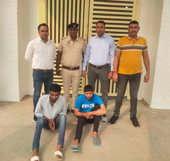 Two accused of chain snatching gang arrested