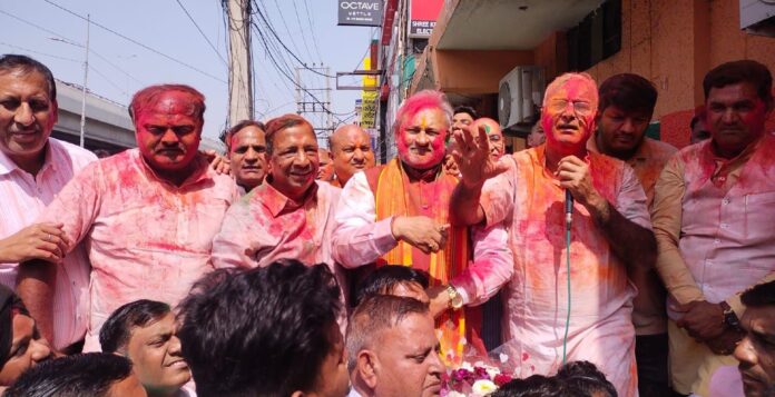 BJP Workers Celebrated Manohar Holi