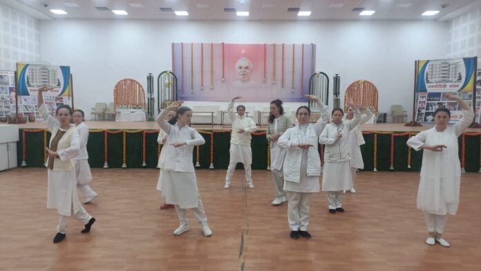 30 Russian Artists Reached Brahmakumaris Panipat