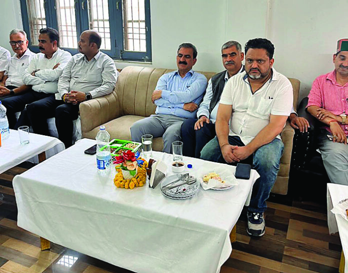 सरकार देहरा के विकास में कोई कसर नहीं छोड़ेगी : सीएम