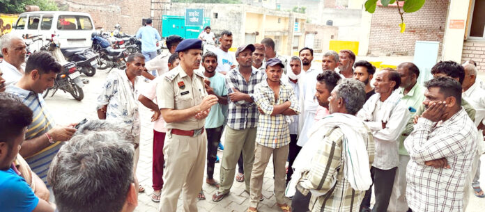 Jind News : मनरेगा महिला मजदूर के परिजनों ने किया हंगामा