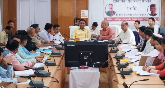 Himachal News : वित्त वर्ष 2024-25 में एकीकृत जनजातीय विकास परियोजना भरमौर के अंतर्गत खर्च होंगे 48.20 करोड़ रुपए
