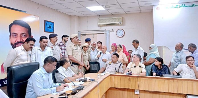 DC heard the problems of 130 people in the solution camp