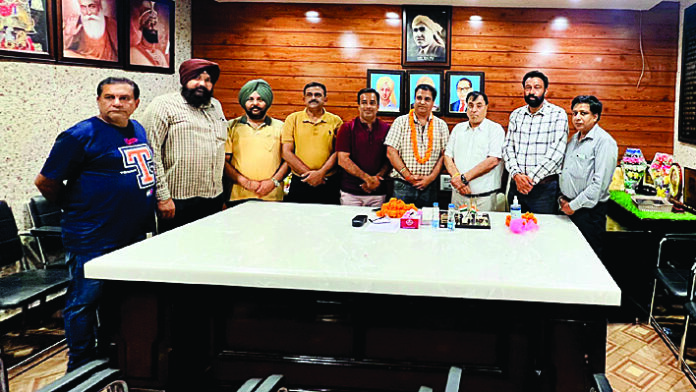 संजीव मैनन बने लायन क्लब के रीजन चैयरमेन 