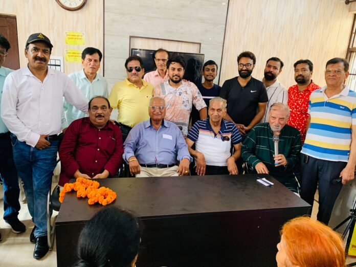 Ambala News : सुर संगीत कार्यक्रम में गायकों ने बांधा समा
