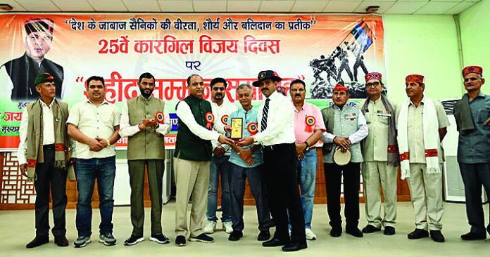 सैनिक और उनके परिवार का सम्मान हमारा दायित्व : जयराम ठाकुर