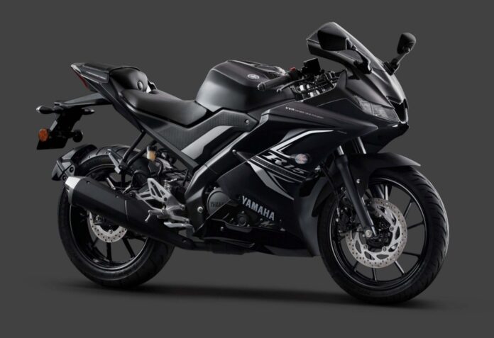 Beat deal Yamaha R15