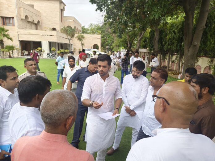 Hisar News : ऐतिहासिक निर्णयों से मुख्यमंत्री सैनी ने सभी का दिल जीता: भव्य बिश्नोई