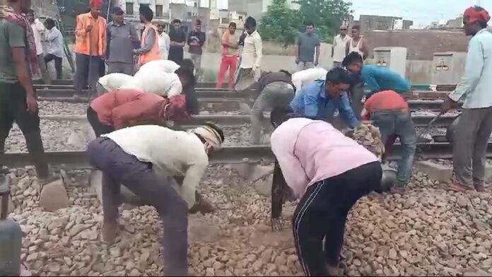 Haryana Train Accident : दिल्ली-अंबाला रूट 7 घंटे बाद बहाल