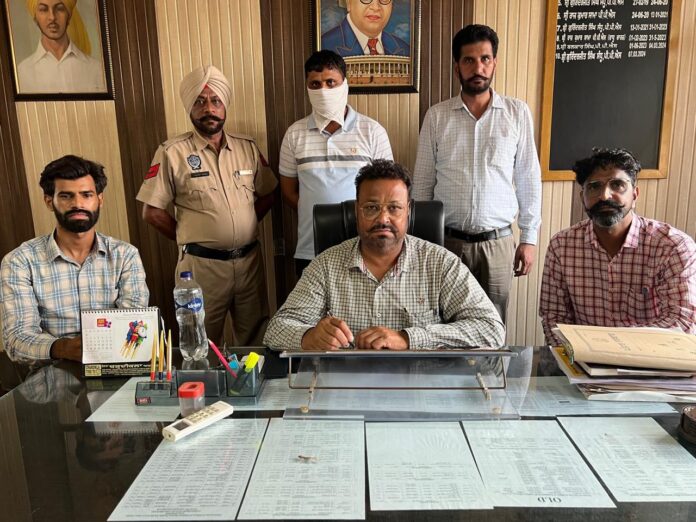विजिलेस ब्यूरो ने एसबीआई के सहायक मैनेजर को रिश्वत लेते किया काबू