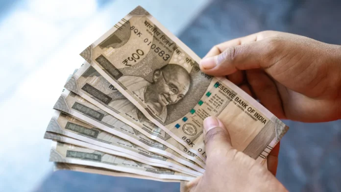 Credit Cards and Personal Loans : जानें कौन सा विकल्प है सबसे बेहतर